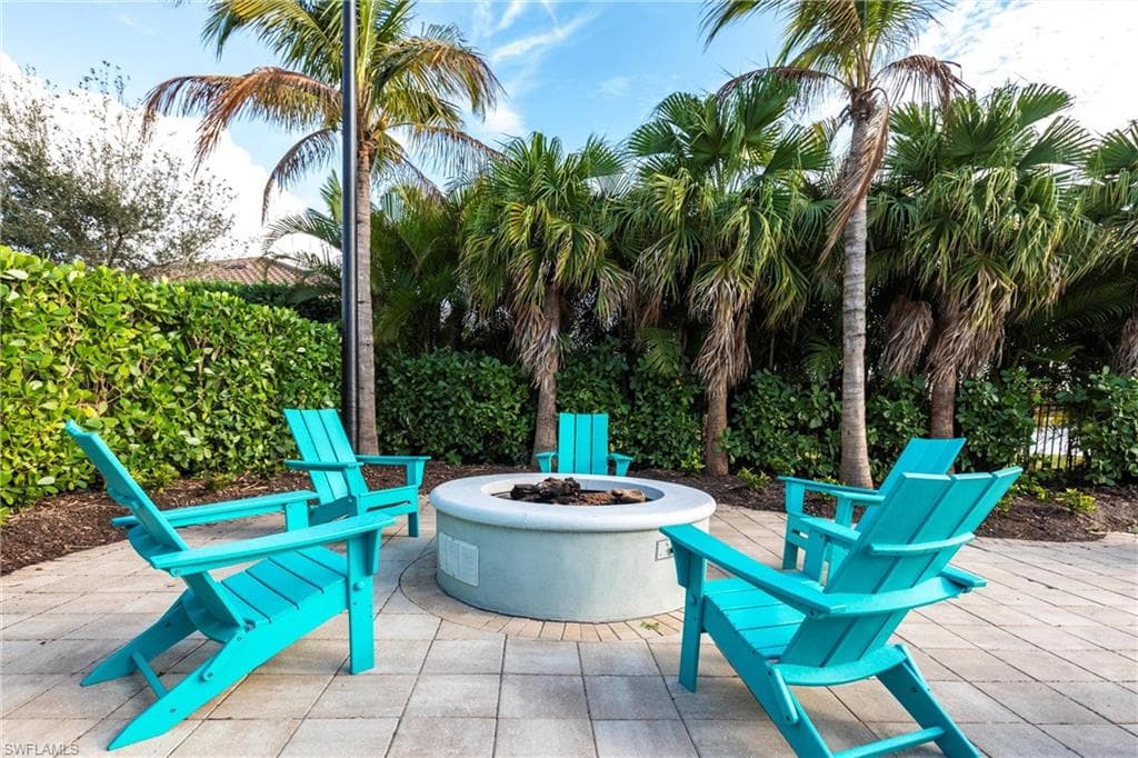 10267 Bonavie Cove DR, FORT MYERS FL 33966-44