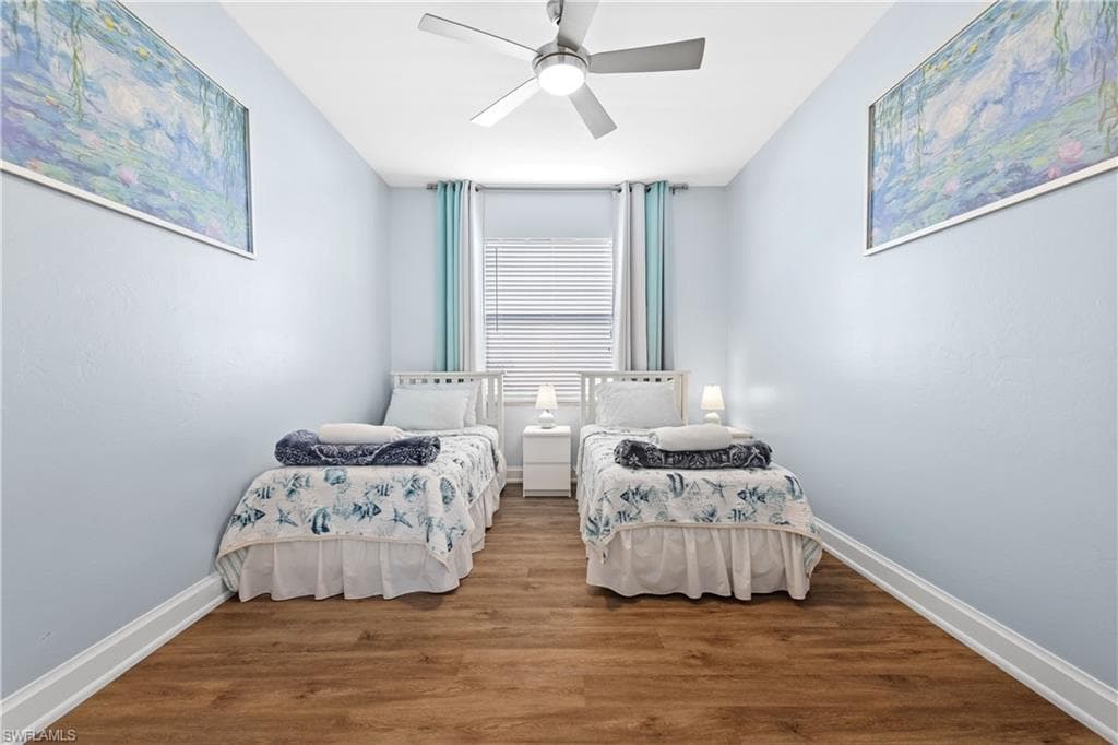 160 Stanhope CIR, NAPLES FL 34104-28