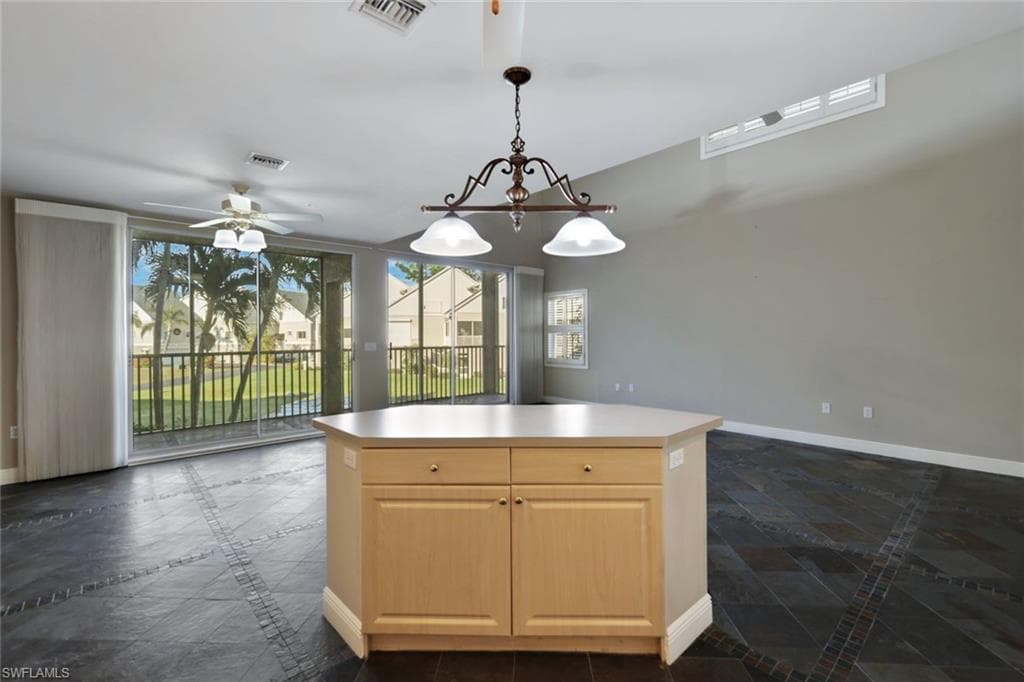 3623 Edgewood AVE, FORT MYERS FL 33916-12