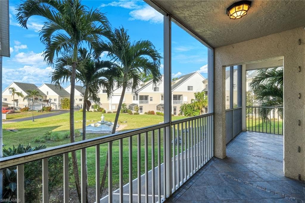 3623 Edgewood AVE, FORT MYERS FL 33916-19