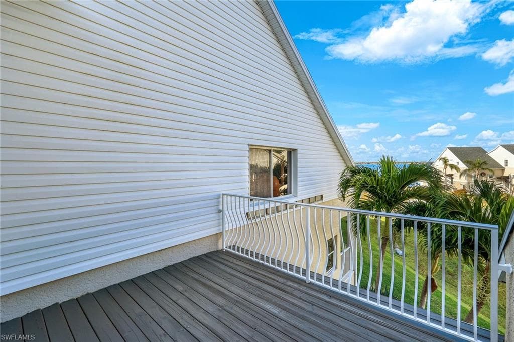 3623 Edgewood AVE, FORT MYERS FL 33916-32