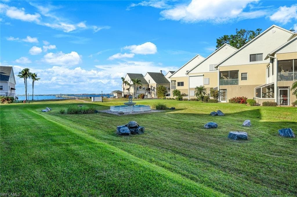 3623 Edgewood AVE, FORT MYERS FL 33916-40