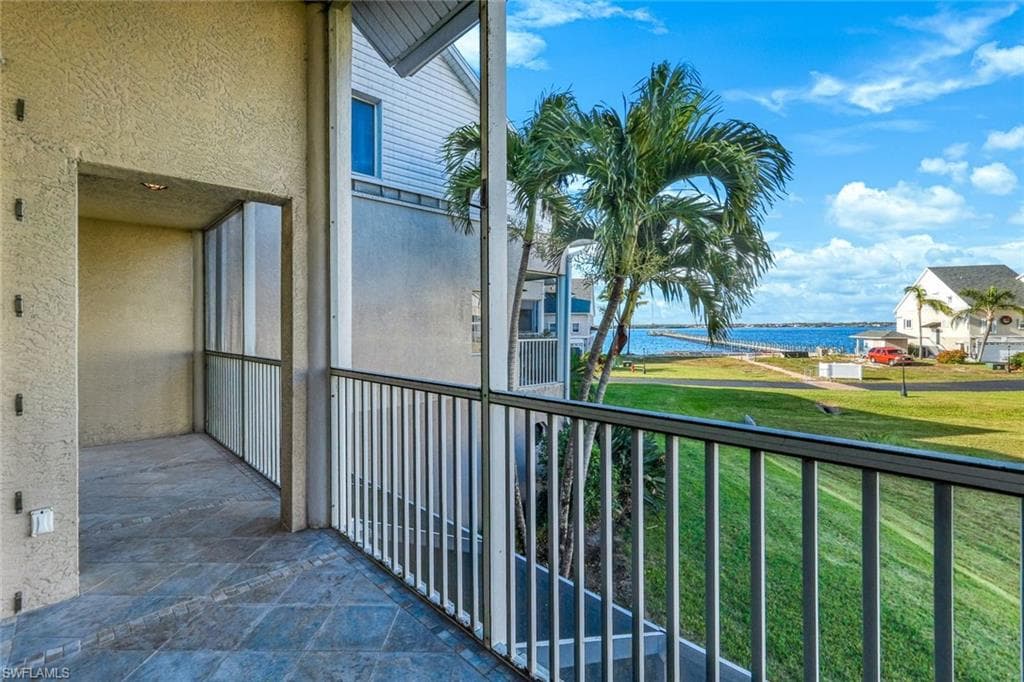 3623 Edgewood AVE, FORT MYERS FL 33916-18