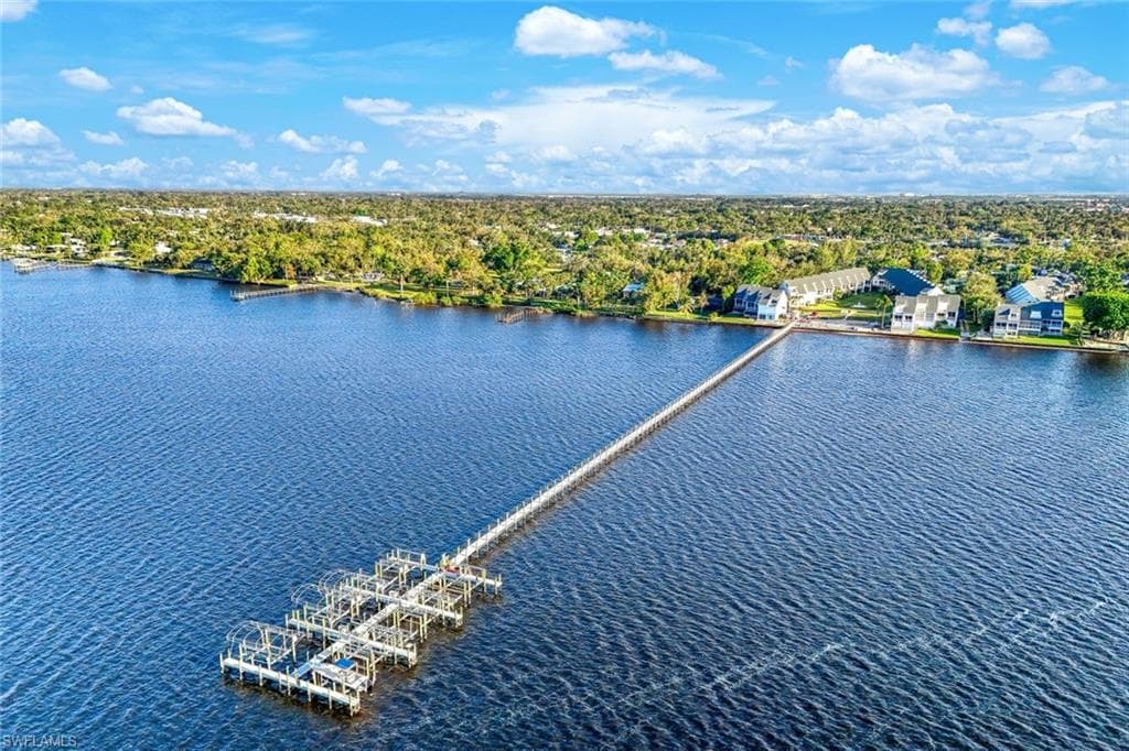 3623 Edgewood AVE, FORT MYERS FL 33916-38