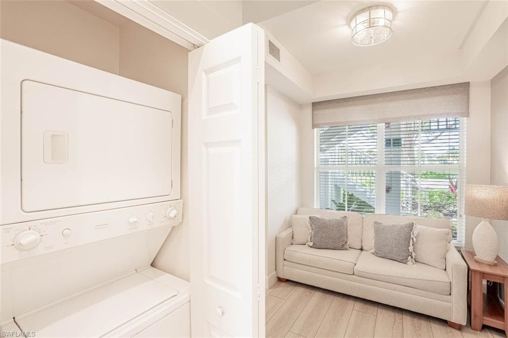 7885 Mahogany Run LN # 1512, NAPLES FL 34113-37