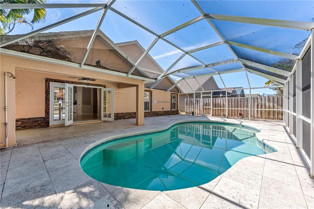 15028 Savannah DR, NAPLES FL 34119-29