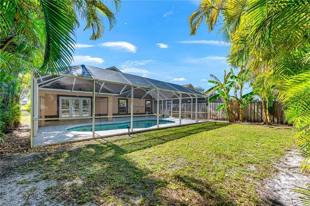 15028 Savannah DR, NAPLES FL 34119-33