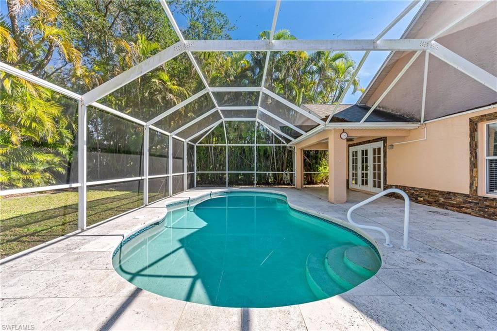 15028 Savannah DR, NAPLES FL 34119-32