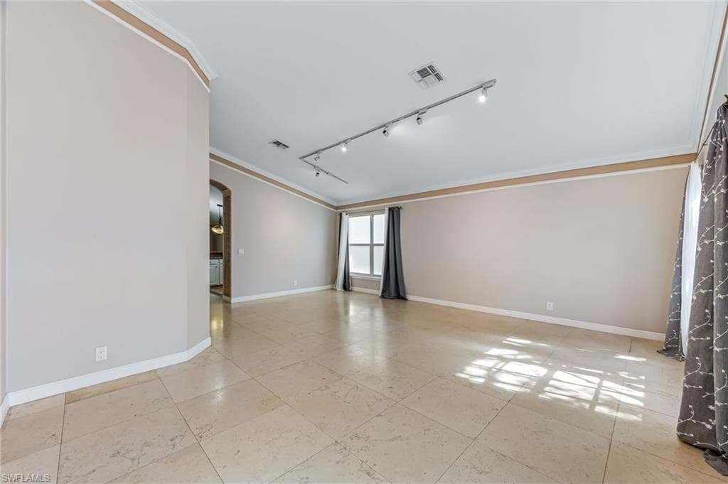 15028 Savannah DR, NAPLES FL 34119-44