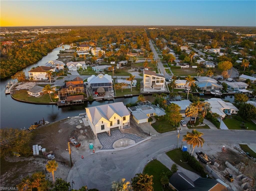 1796 Holiday LN, NAPLES FL 34104-14
