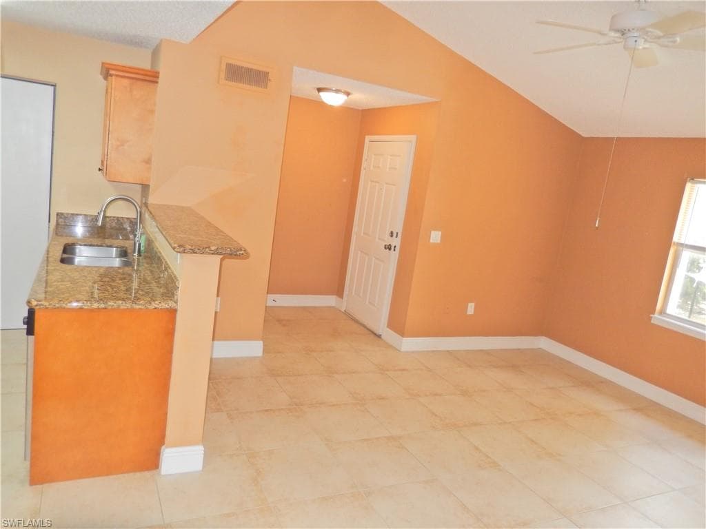 12571 Equestrian CIR # 902, FORT MYERS FL 33907-1