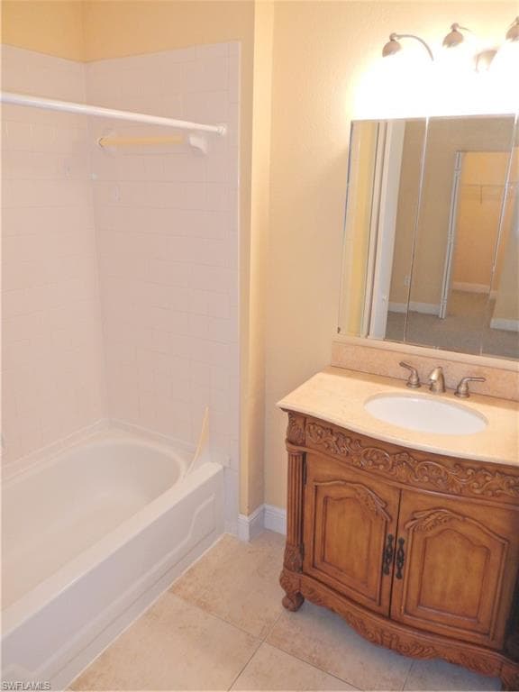 12571 Equestrian CIR # 902, FORT MYERS FL 33907-17