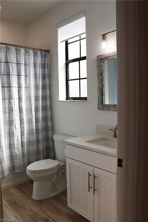 15489 Summit Place CIR # 302, NAPLES FL 34119-18