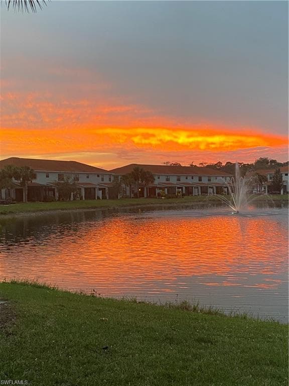 15489 Summit Place CIR # 302, NAPLES FL 34119-24