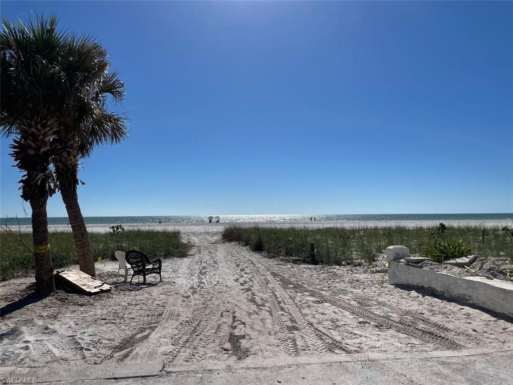 2330 Estero BLVD, FORT MYERS BEACH FL 33931-6