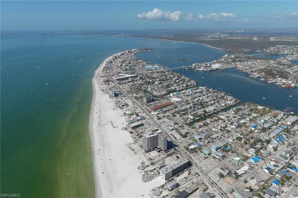 2370 Estero BLVD, FORT MYERS BEACH FL 33931-15