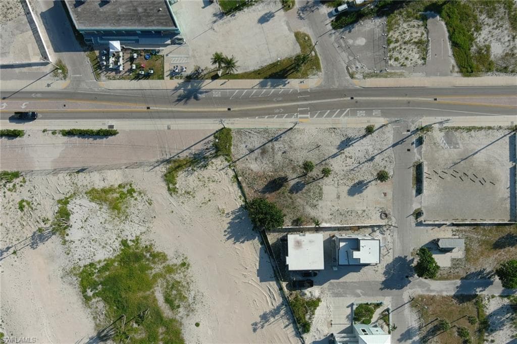 2370 Estero BLVD, FORT MYERS BEACH FL 33931-3