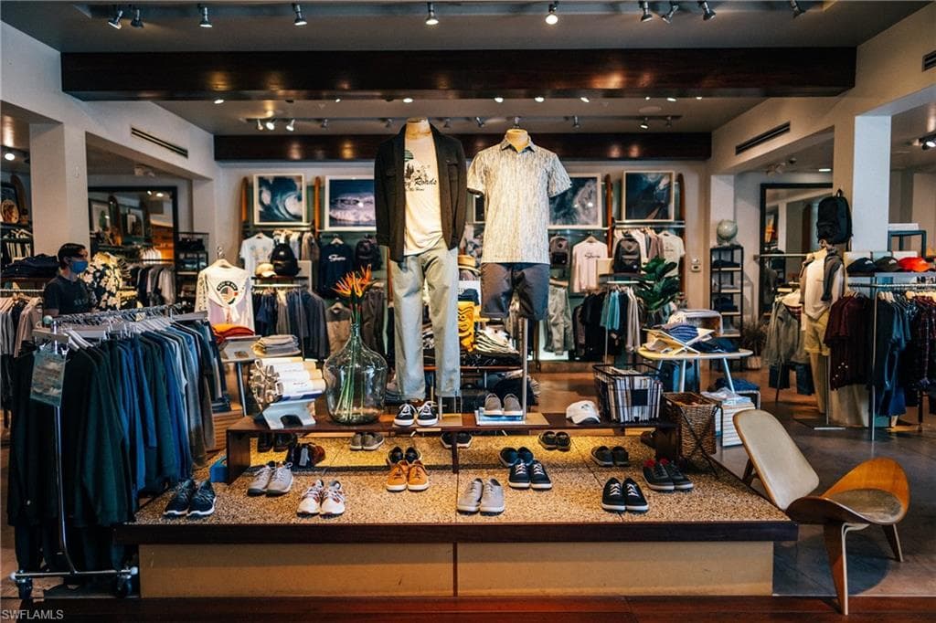 1212 BENJAMIN FRANKLIN DR # 102, SARASOTA FL 34236-45