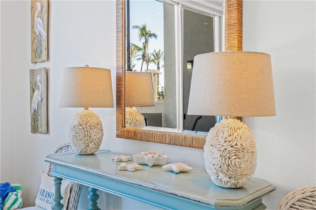 1212 BENJAMIN FRANKLIN DR # 102, SARASOTA FL 34236-14