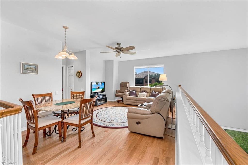 5735 Persimmon WAY, NAPLES FL 34110-15