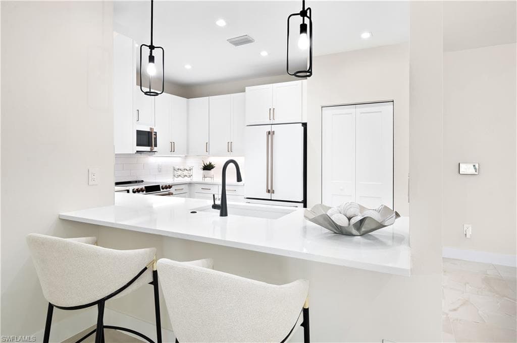 10951 Salt Bay WAY, FORT MYERS FL 33913-10