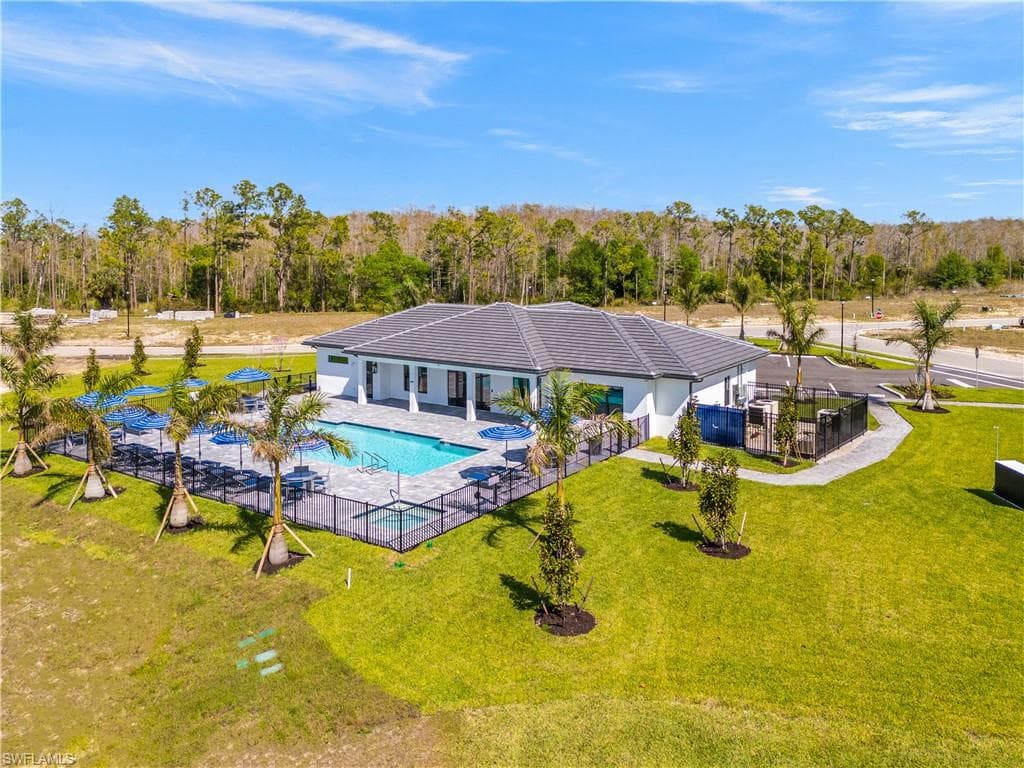 10906 Preachers Cove LN, FORT MYERS FL 33913-14