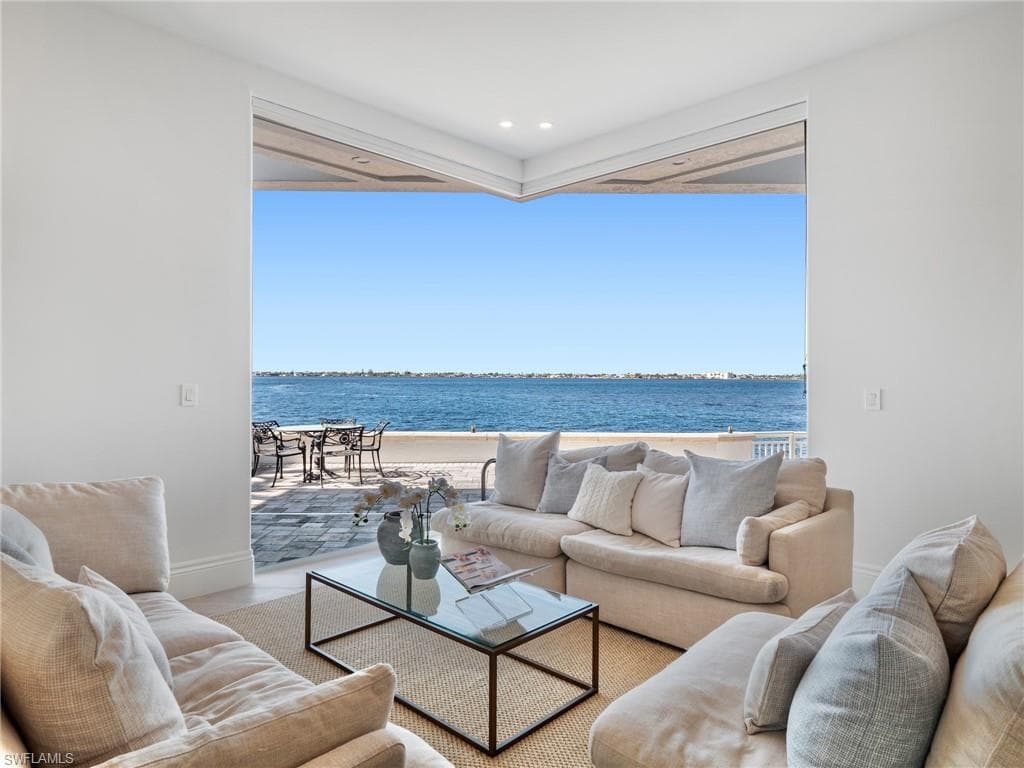 771 Cypress Lake CIR, FORT MYERS FL 33919-27