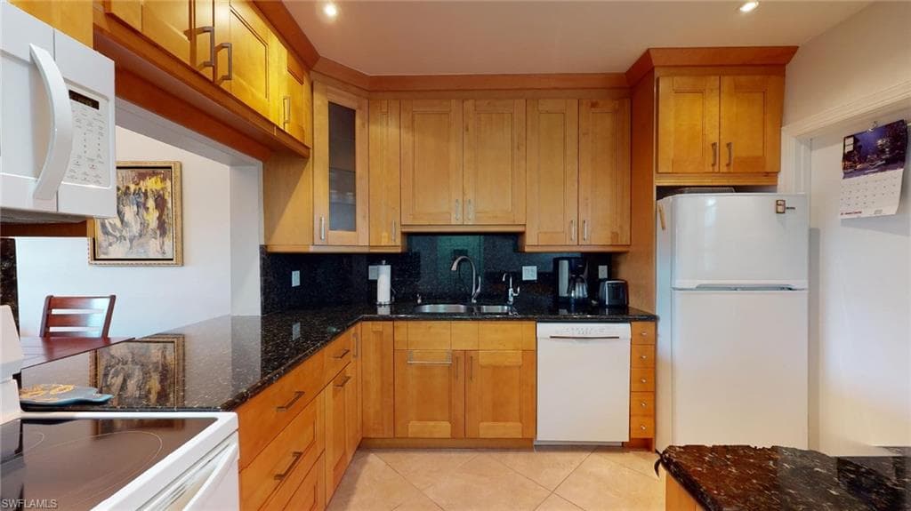 329 3RD ST SE # 402P, HALLANDALE BEACH FL 33009-1