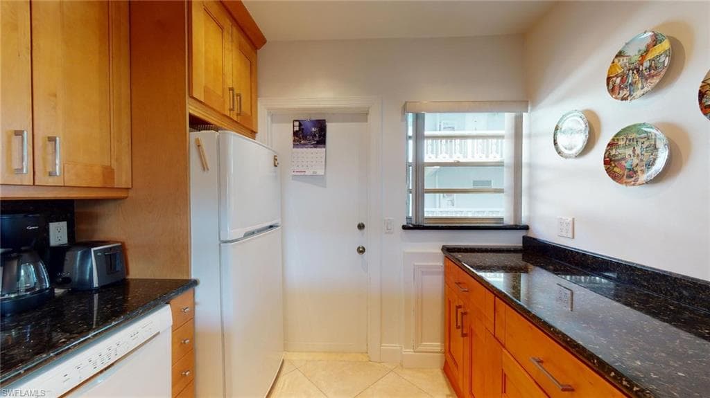 329 3RD ST SE # 402P, HALLANDALE BEACH FL 33009-2