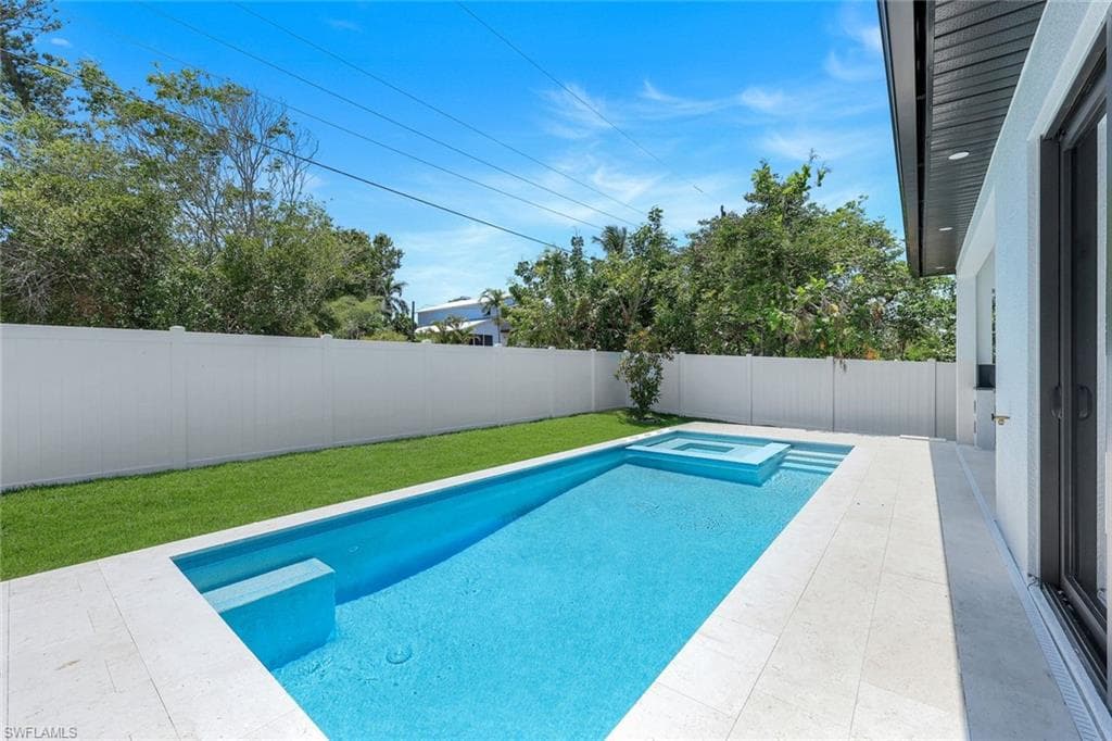 1312 Trail Terrace DR, NAPLES FL 34103-24