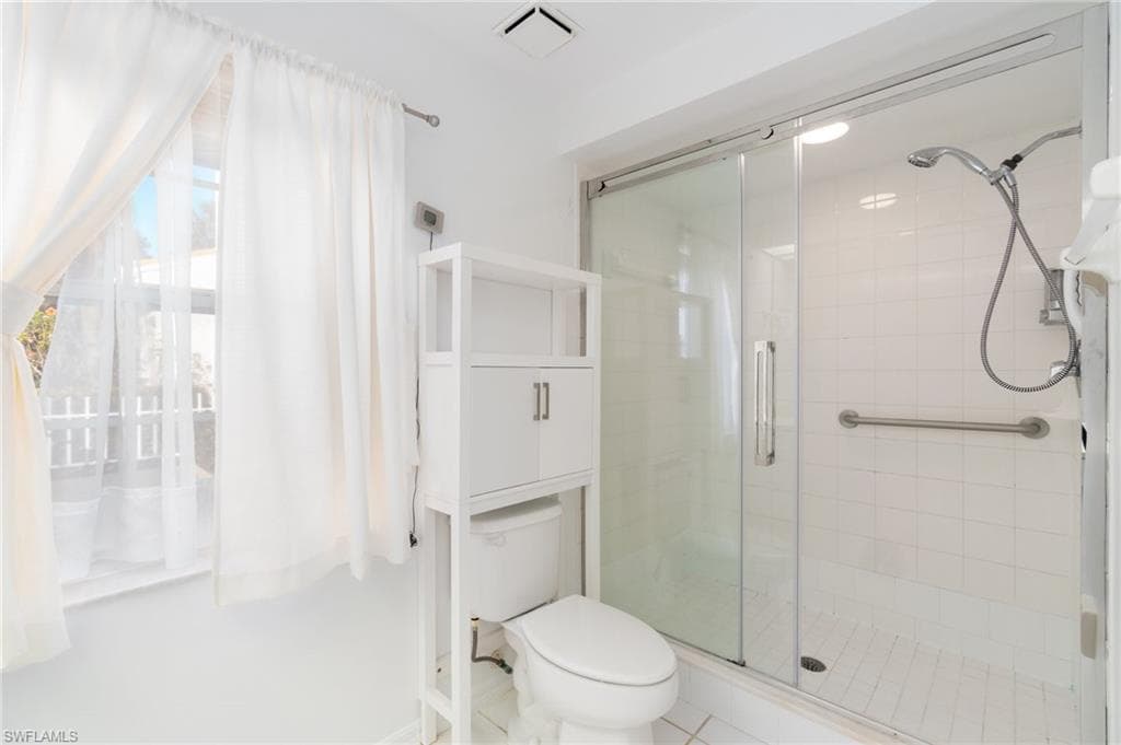 7696 Oleander Gate DR # K102, NAPLES FL 34109-23