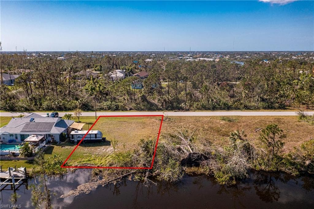 9582 Salt Lake ST, PORT CHARLOTTE FL 33981-7