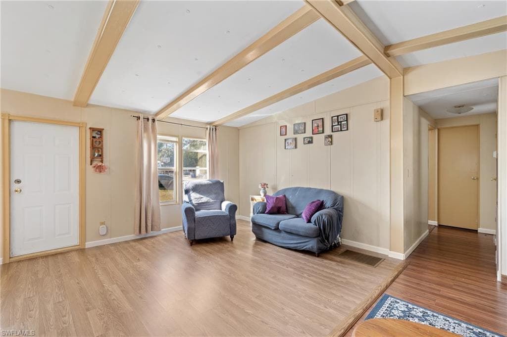 8405 Nault RD, NORTH FORT MYERS FL 33917-2