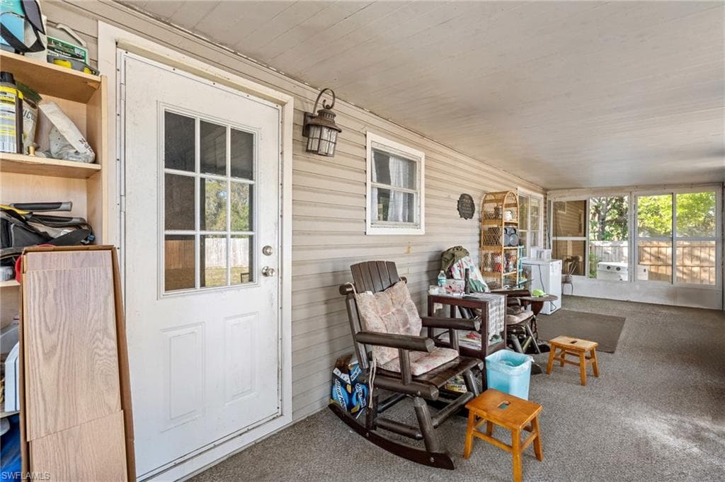 8405 Nault RD, NORTH FORT MYERS FL 33917-27