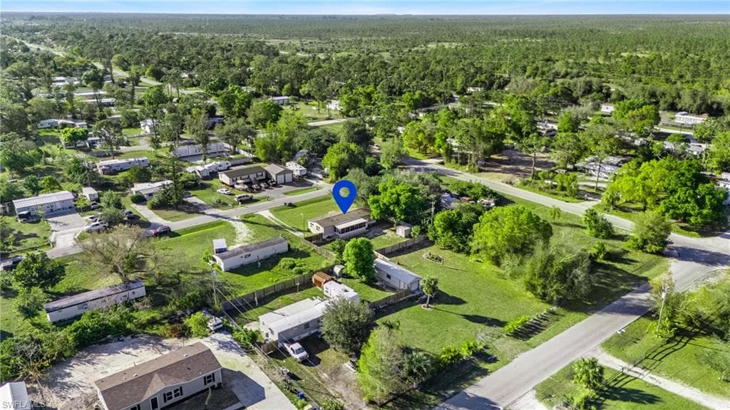 8405 Nault RD, NORTH FORT MYERS FL 33917-40