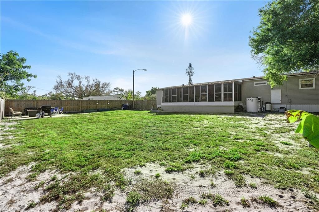 8405 Nault RD, NORTH FORT MYERS FL 33917-36