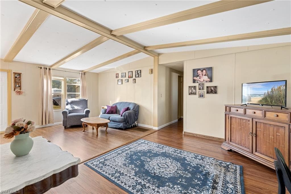 8405 Nault RD, NORTH FORT MYERS FL 33917-10