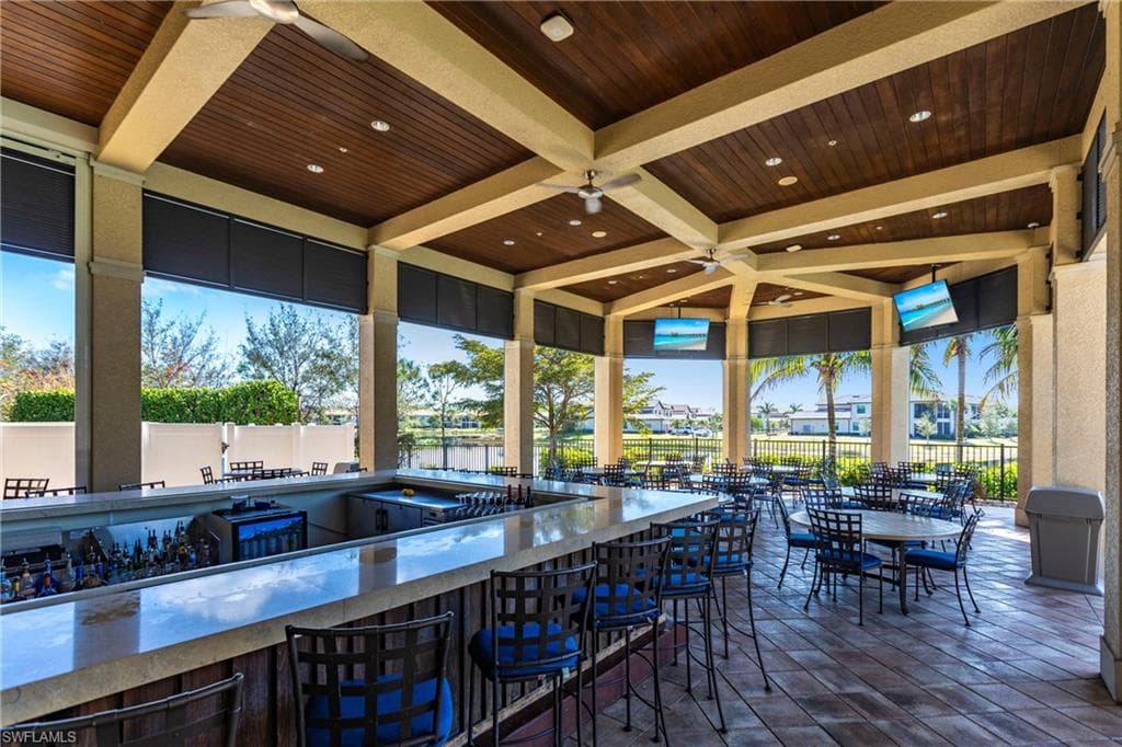 2351 Montserrat LN # 202, NAPLES FL 34120-42