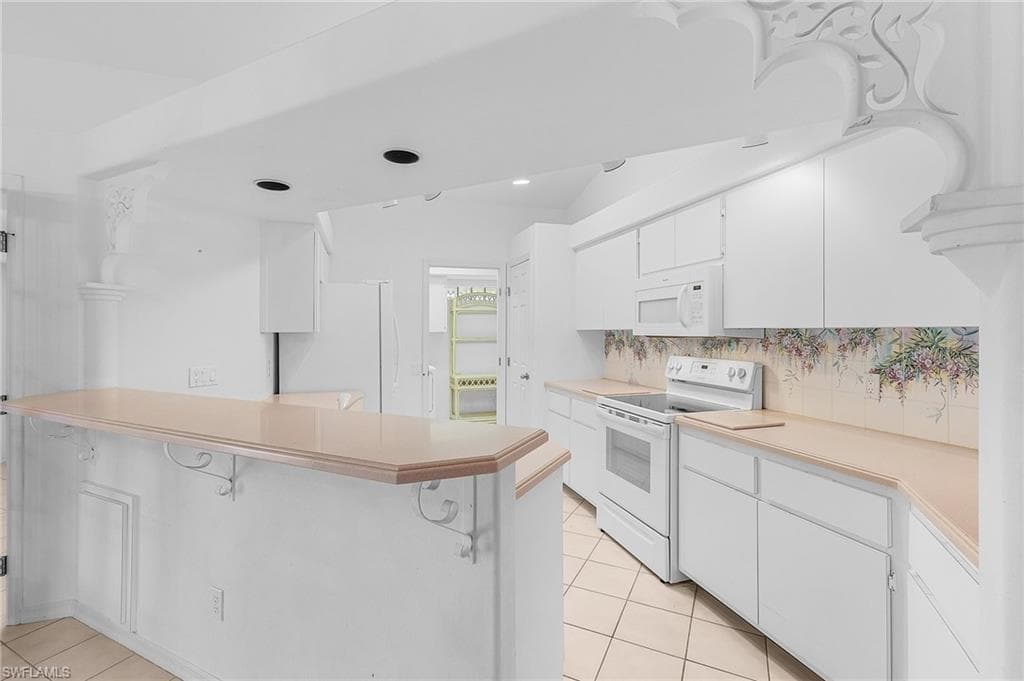 9439 Palm Island CIR-2