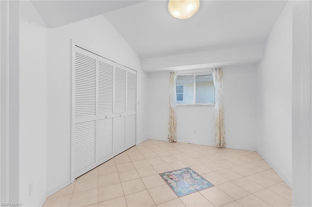 9439 Palm Island CIR-19
