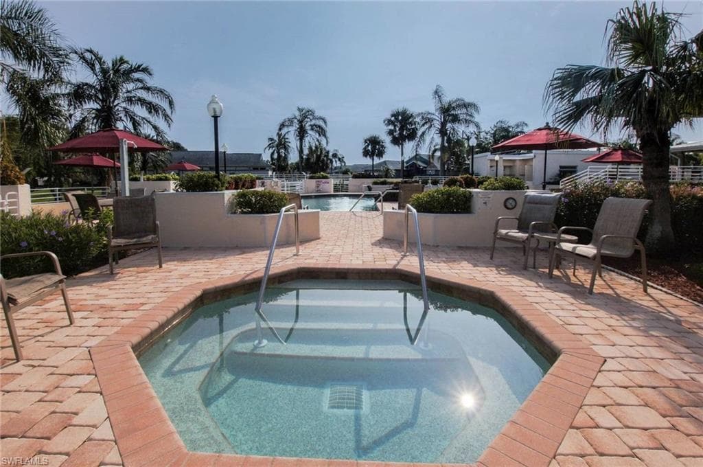 9439 Palm Island CIR-36