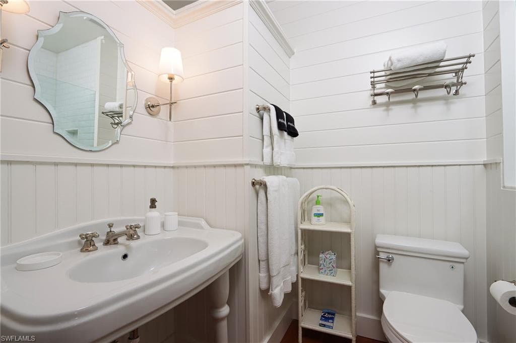 XXXX Eleventh AVE S, NAPLES FL 34102-9