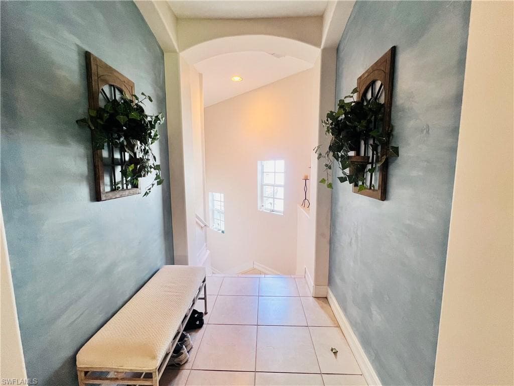 21341 Pelican Sound DR # 203, ESTERO FL 33928-5