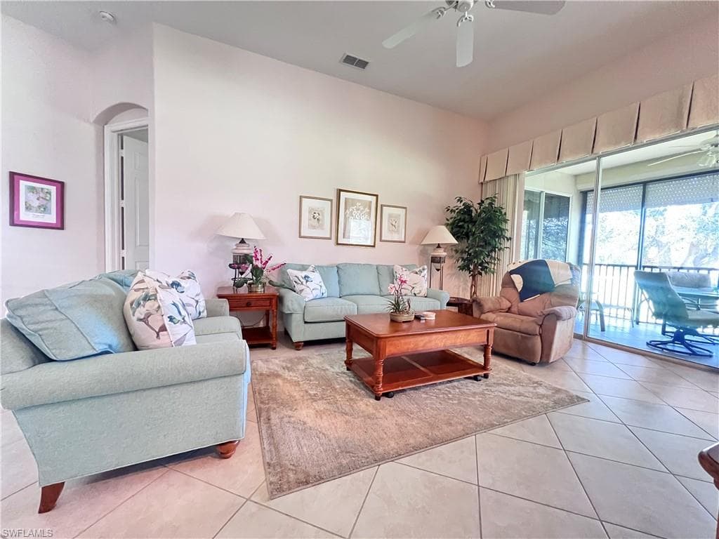 21341 Pelican Sound DR # 203, ESTERO FL 33928-8