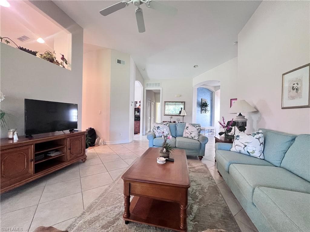 21341 Pelican Sound DR # 203, ESTERO FL 33928-7
