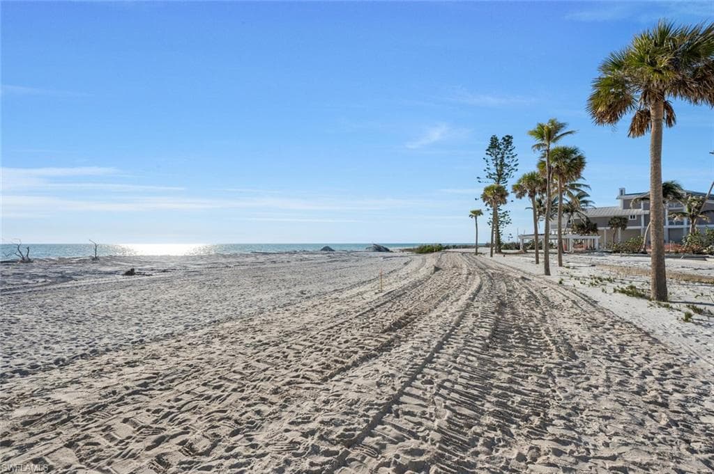 7930 Estero BLVD # 104, FORT MYERS BEACH FL 33931-27