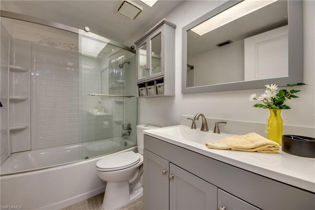 15350 Moonraker CT # 304, NORTH FORT MYERS FL 33917-21