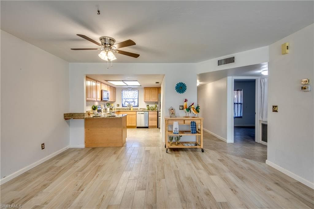 15350 Moonraker CT # 304, NORTH FORT MYERS FL 33917-9