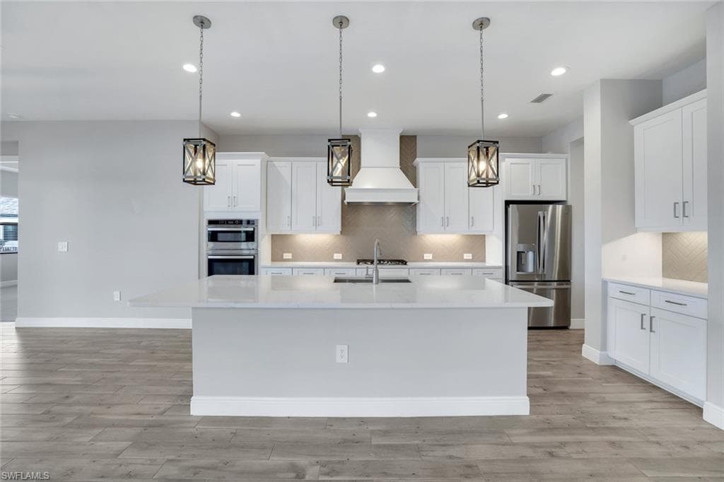 3959 Pegasus WAY, NAPLES FL 34120-10