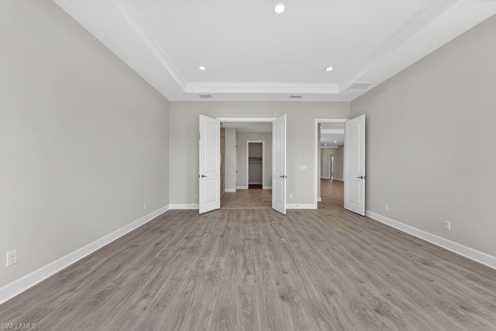 26891 Victoria PL-12